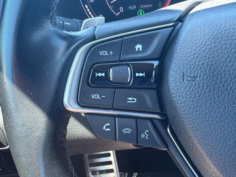 Honda Accord Sedan Vehicle Full-screen Gallery Image 18