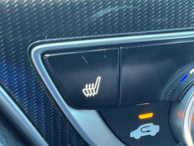 Honda Accord Sedan Vehicle Full-screen Gallery Image 22