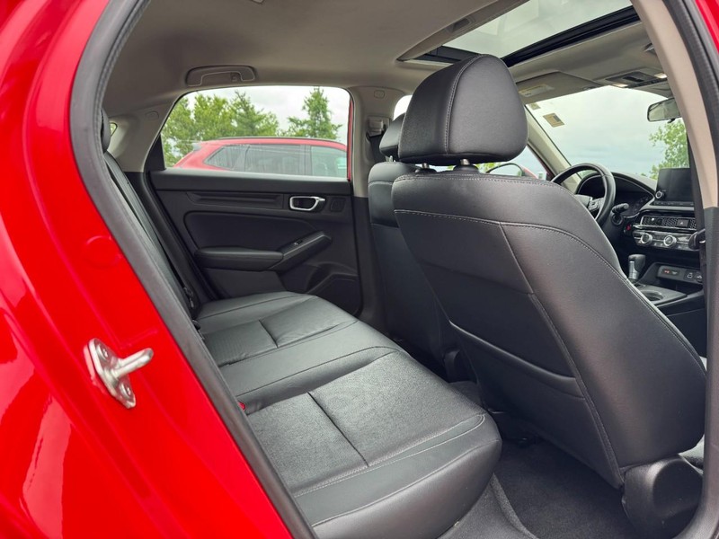 Honda Civic Hatchback Vehicle Full-screen Gallery Image 10
