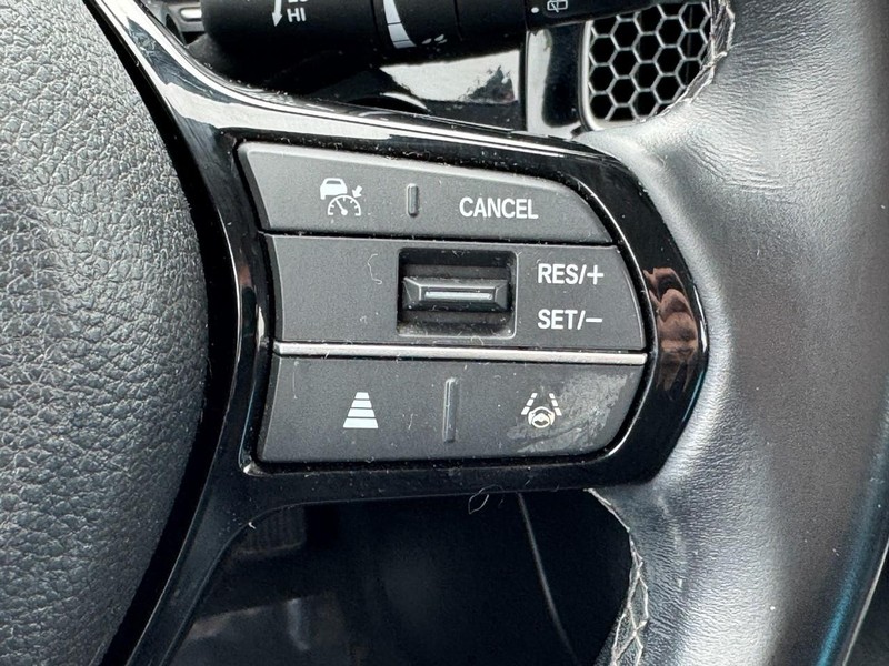 Honda Civic Hatchback Vehicle Full-screen Gallery Image 18