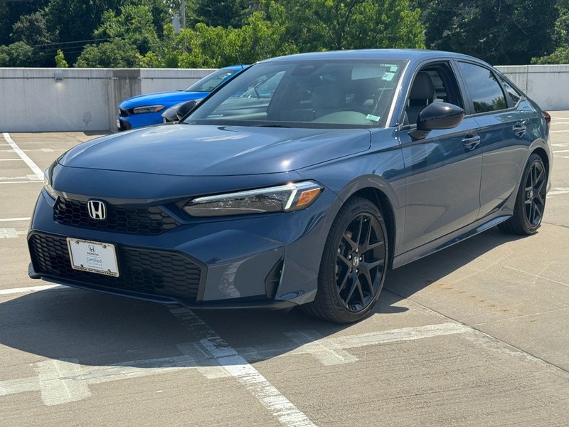 Honda Civic Sedan Hybrid Vehicle Full-screen Gallery Image 10