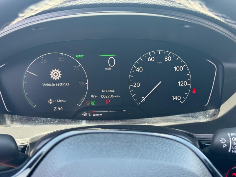 Honda Civic Sedan Hybrid Vehicle Full-screen Gallery Image 21
