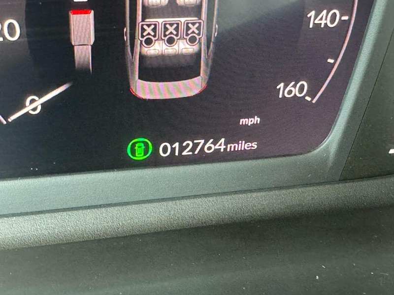 Honda Accord Sedan Vehicle Full-screen Gallery Image 20
