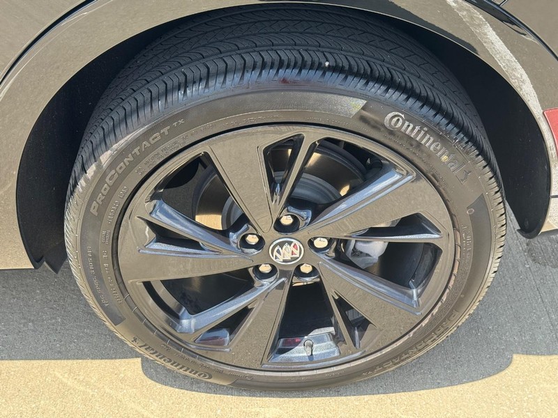 Buick Envision Vehicle Full-screen Gallery Image 08