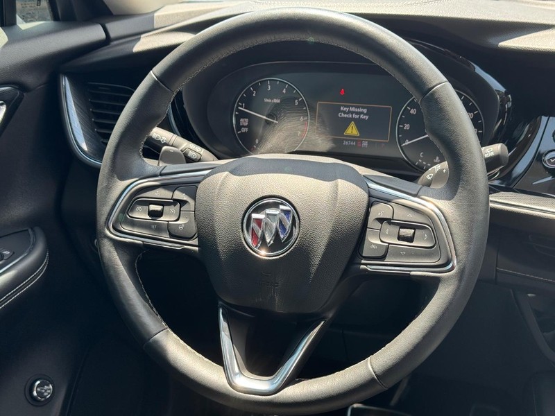 Buick Envision Vehicle Full-screen Gallery Image 13