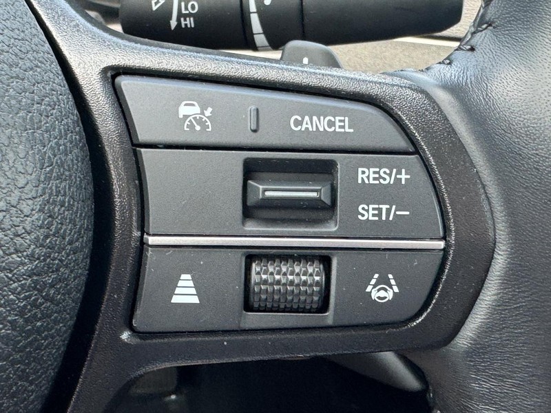 Honda Accord Hybrid Vehicle Full-screen Gallery Image 19