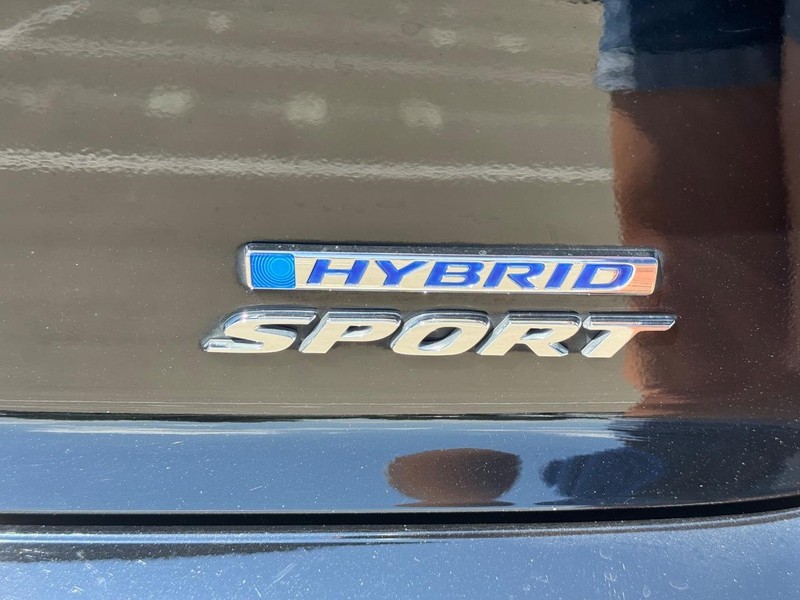 Honda Accord Hybrid Vehicle Full-screen Gallery Image 04
