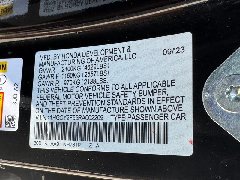 Honda Accord Hybrid Vehicle Full-screen Gallery Image 22