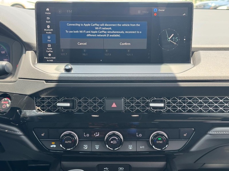 Honda Accord Hybrid Vehicle Full-screen Gallery Image 14