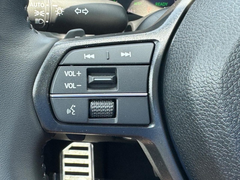 Honda Accord Hybrid Vehicle Full-screen Gallery Image 19