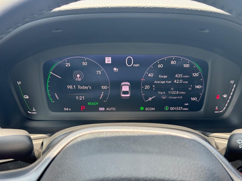 Honda Accord Hybrid Vehicle Full-screen Gallery Image 21