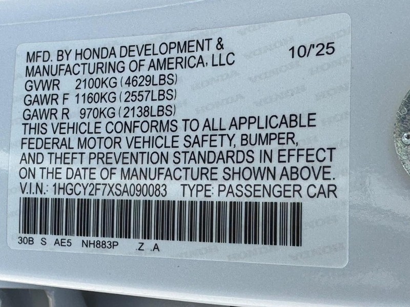 Honda Accord Hybrid Vehicle Full-screen Gallery Image 25