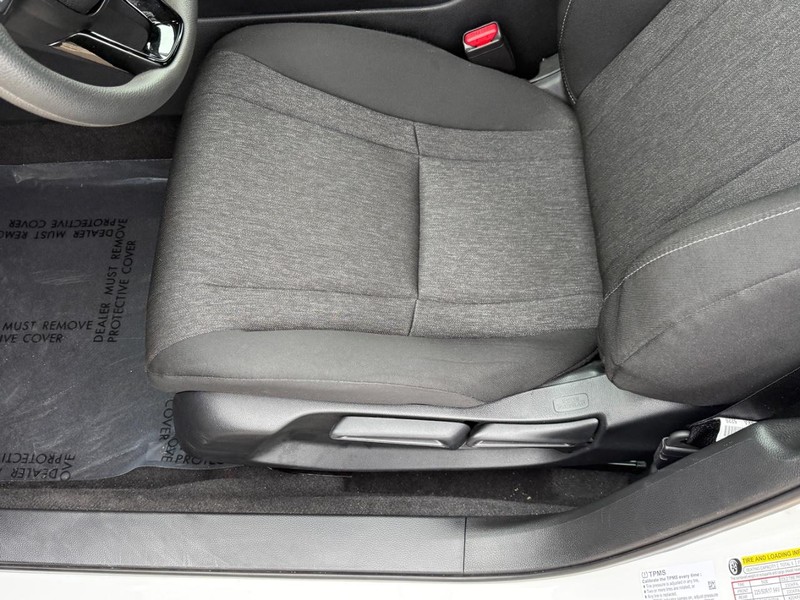 Honda Accord Sedan Vehicle Full-screen Gallery Image 17