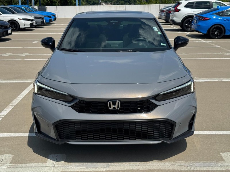 Honda Civic Sedan Hybrid Vehicle Full-screen Gallery Image 11