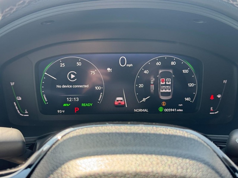 Honda Civic Sedan Hybrid Vehicle Full-screen Gallery Image 22