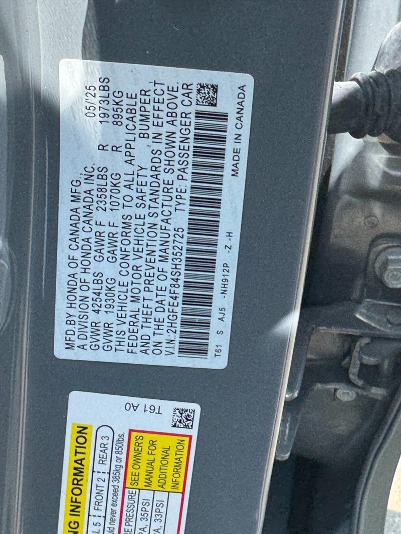 Honda Civic Sedan Hybrid Vehicle Full-screen Gallery Image 26