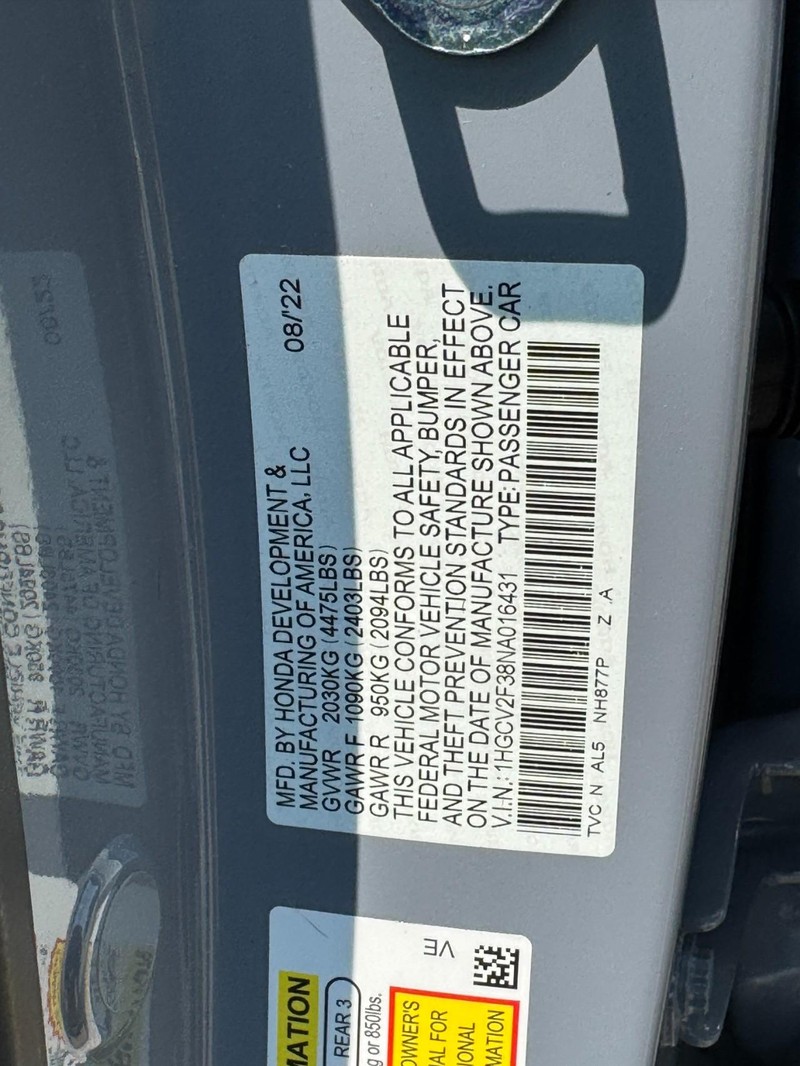 Honda Accord Sedan Vehicle Full-screen Gallery Image 25