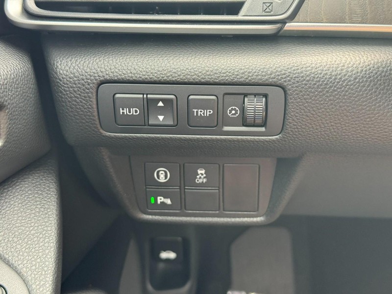 Honda Accord Sedan Vehicle Full-screen Gallery Image 20