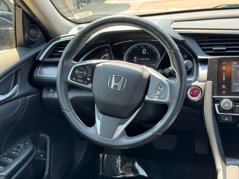 Honda Civic Sedan Vehicle Full-screen Gallery Image 12