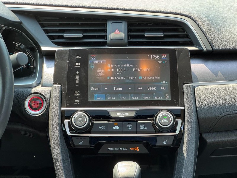 Honda Civic Sedan Vehicle Full-screen Gallery Image 13
