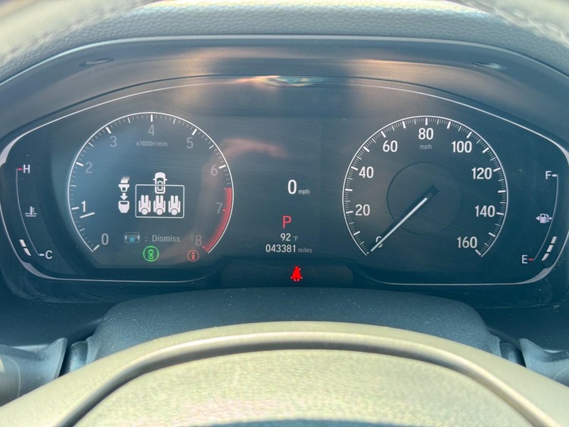 Honda Accord Sedan Vehicle Full-screen Gallery Image 22