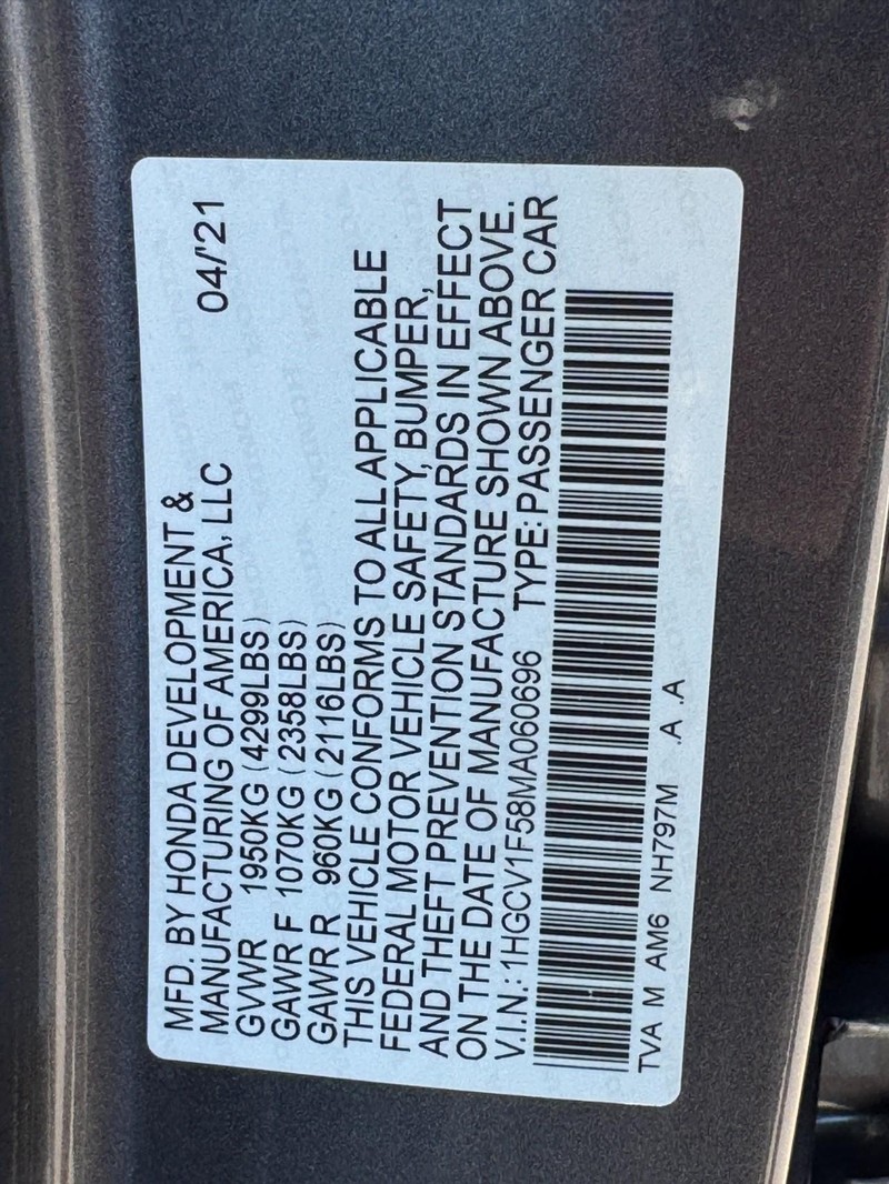Honda Accord Sedan Vehicle Full-screen Gallery Image 25