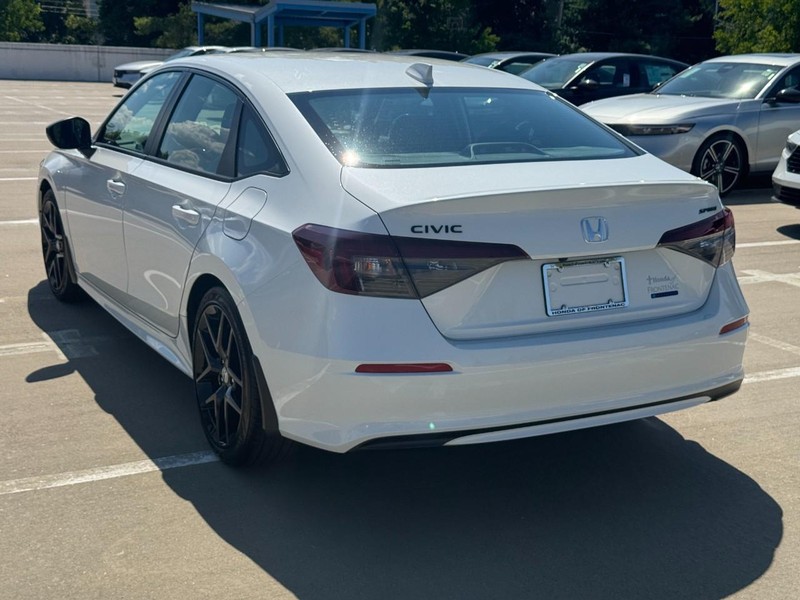 Honda Civic Sedan Hybrid Vehicle Full-screen Gallery Image 08