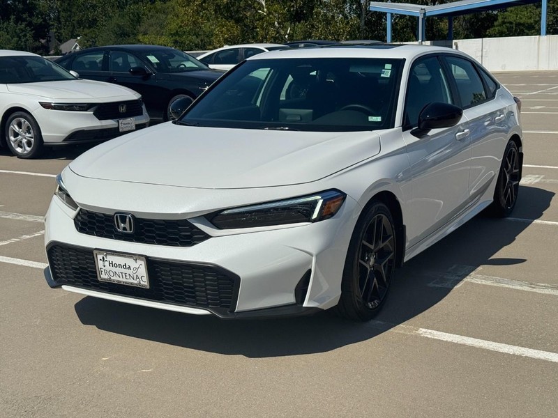 Honda Civic Sedan Hybrid Vehicle Full-screen Gallery Image 09