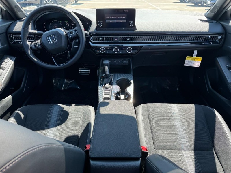 Honda Civic Sedan Hybrid Vehicle Full-screen Gallery Image 12