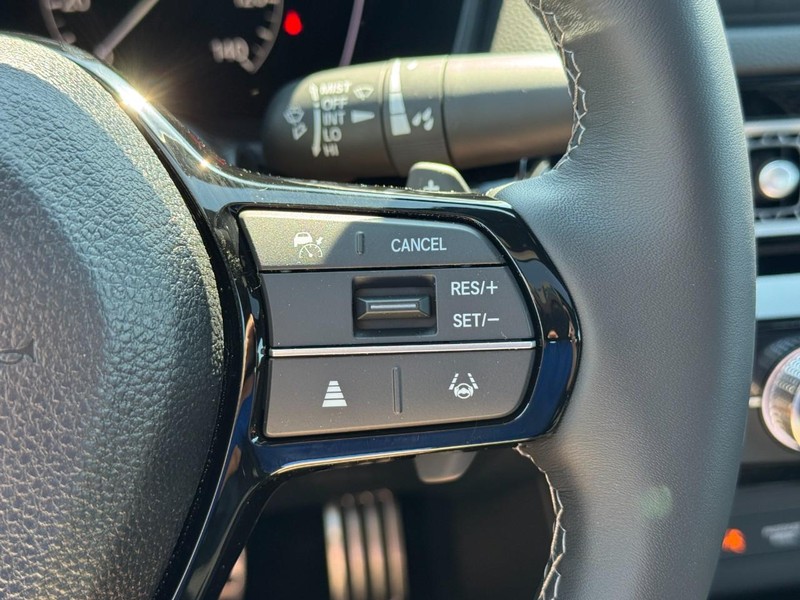 Honda Civic Sedan Hybrid Vehicle Full-screen Gallery Image 20