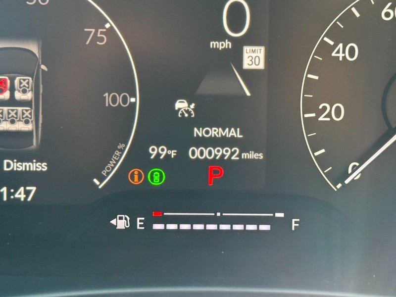 Honda Civic Sedan Hybrid Vehicle Full-screen Gallery Image 22