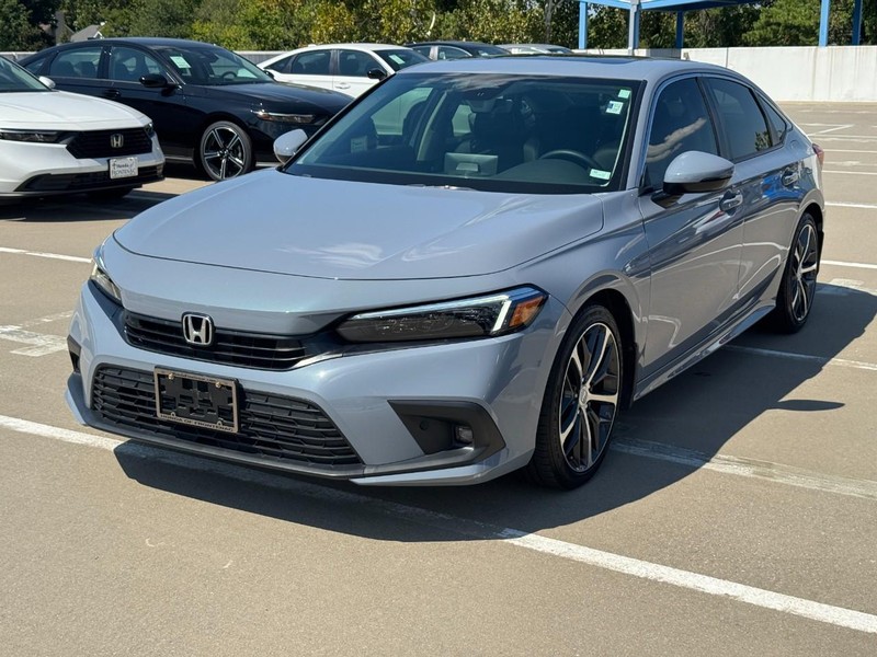 Honda Civic Sedan Vehicle Full-screen Gallery Image 09