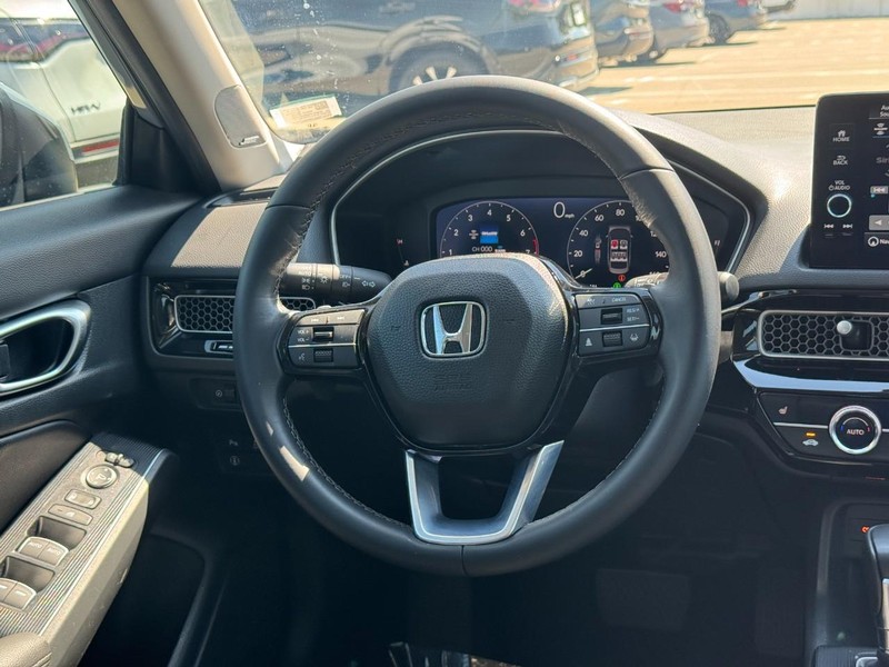 Honda Civic Sedan Vehicle Full-screen Gallery Image 14