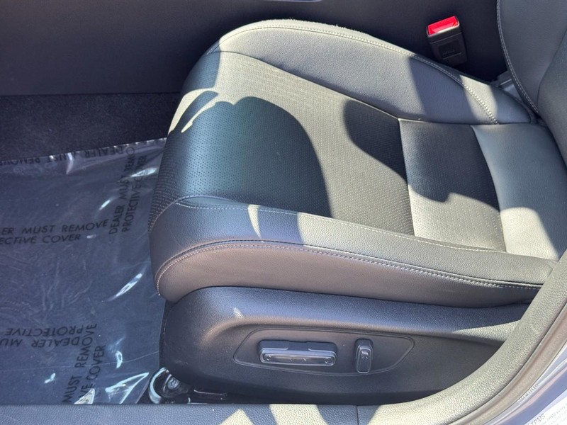 Honda Civic Sedan Vehicle Full-screen Gallery Image 18