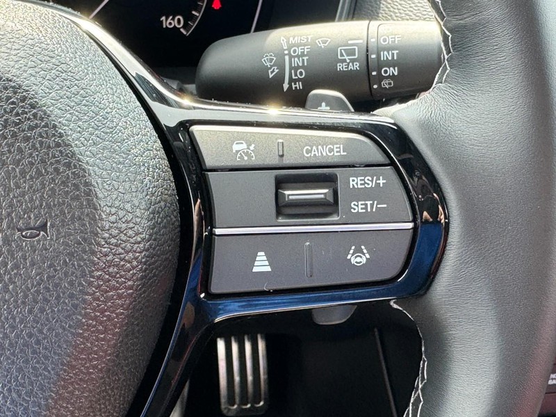 Honda Civic Hatchback Vehicle Full-screen Gallery Image 19