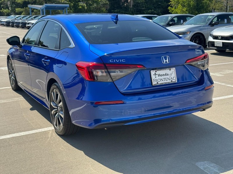 Honda Civic Sedan Vehicle Full-screen Gallery Image 06