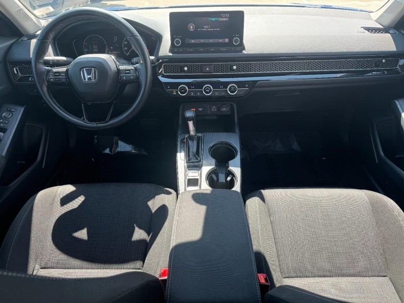 Honda Civic Sedan Vehicle Full-screen Gallery Image 11
