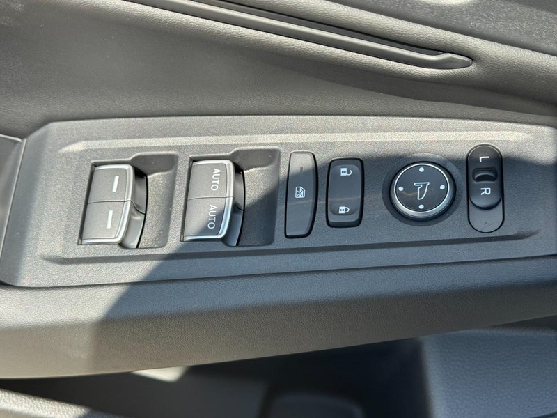 Honda Civic Sedan Vehicle Full-screen Gallery Image 11