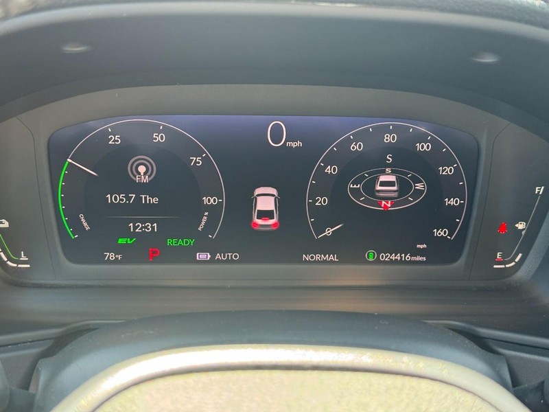Honda Accord Hybrid Vehicle Full-screen Gallery Image 22
