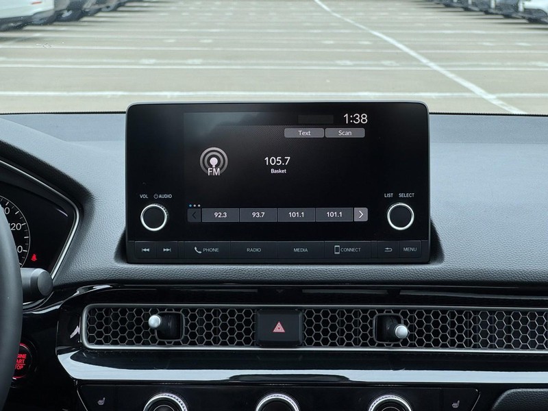 Honda Civic Hatchback Vehicle Full-screen Gallery Image 13