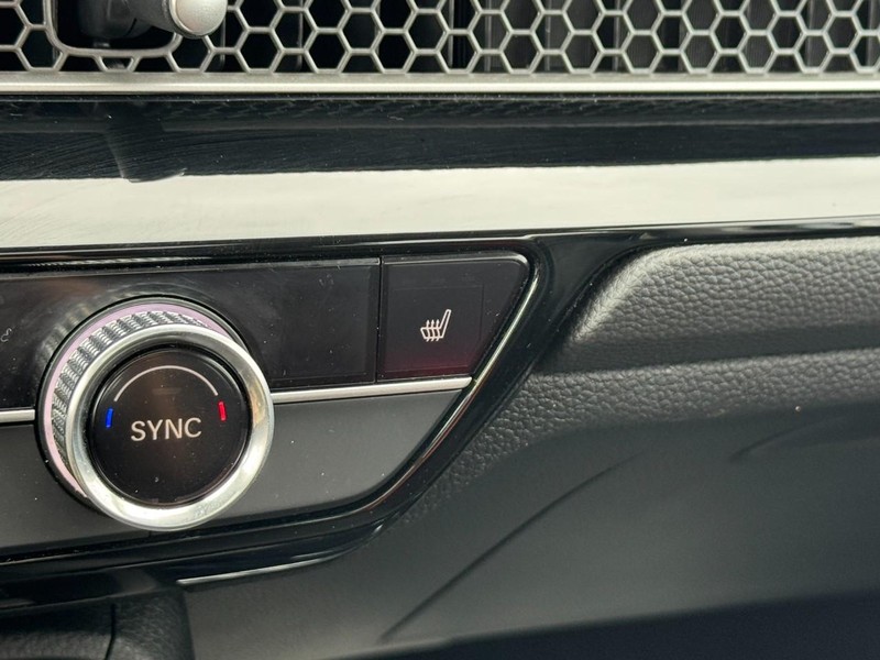 Honda Civic Hatchback Vehicle Full-screen Gallery Image 23
