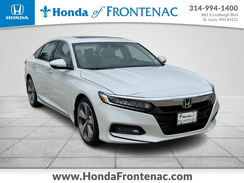 Honda Accord Sedan Vehicle Full-screen Gallery Image 01