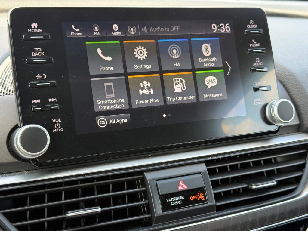 Honda Accord Hybrid Vehicle Full-screen Gallery Image 16