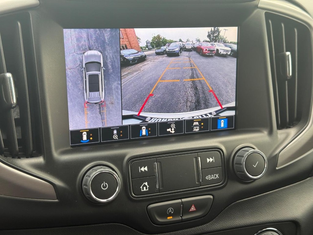 GMC Terrain Vehicle Full-screen Gallery Image 20