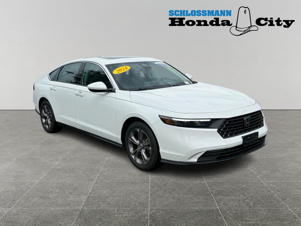 Honda Accord Sedan Vehicle Full-screen Gallery Image 08