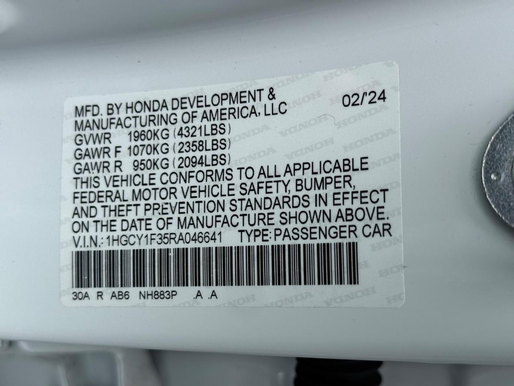 Honda Accord Sedan Vehicle Full-screen Gallery Image 27