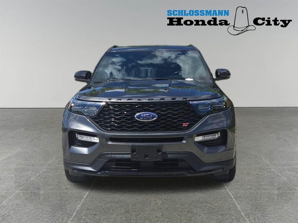 Ford Explorer Vehicle Full-screen Gallery Image 14