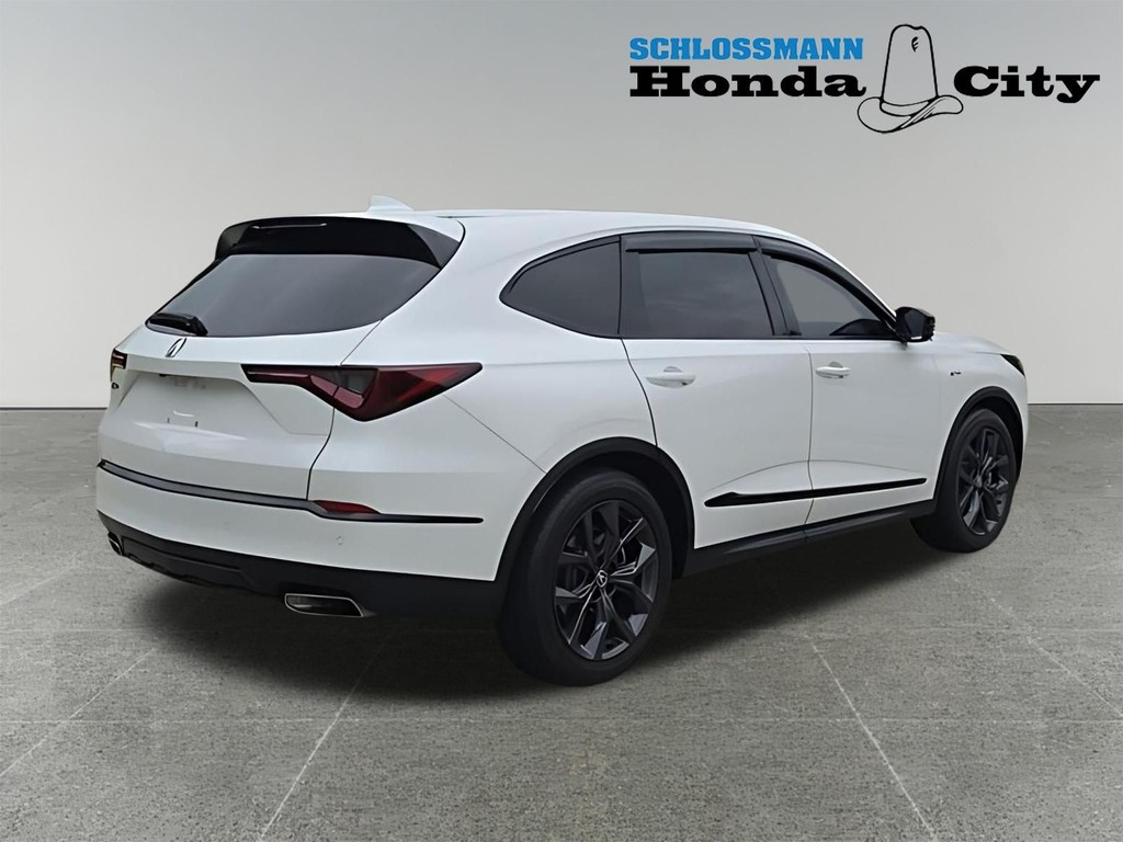 Acura MDX Vehicle Full-screen Gallery Image 12