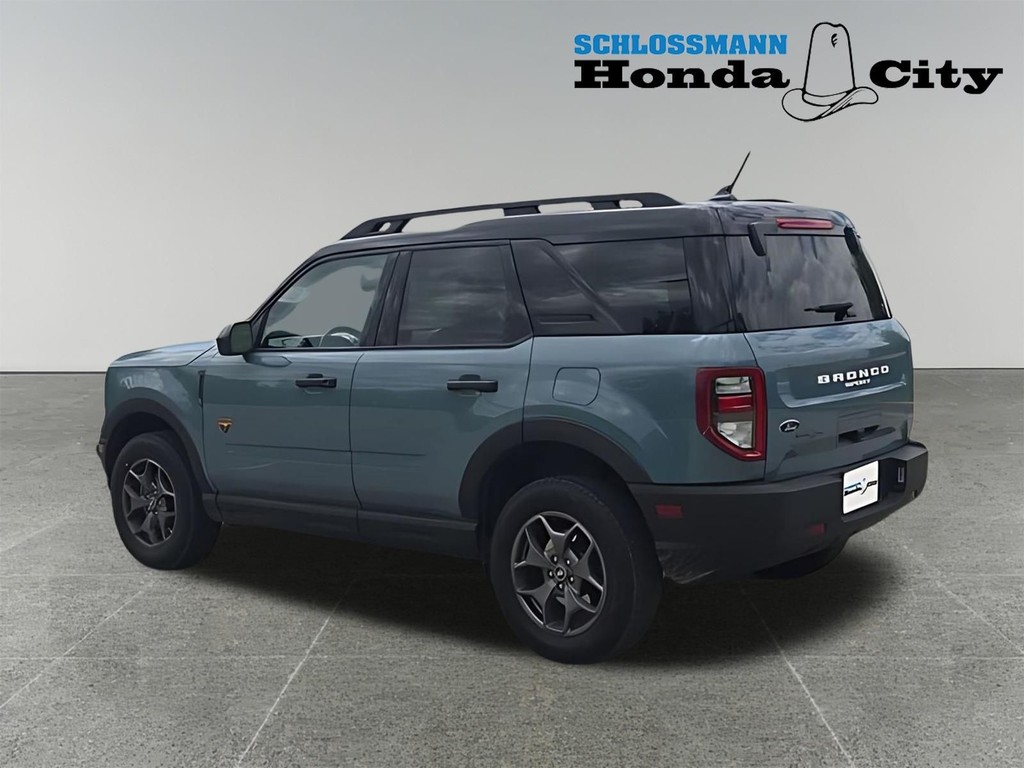 Ford Bronco Sport Vehicle Full-screen Gallery Image 03
