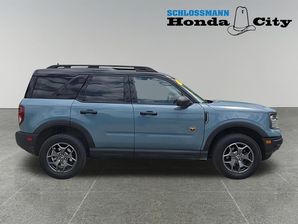 Ford Bronco Sport Vehicle Full-screen Gallery Image 13